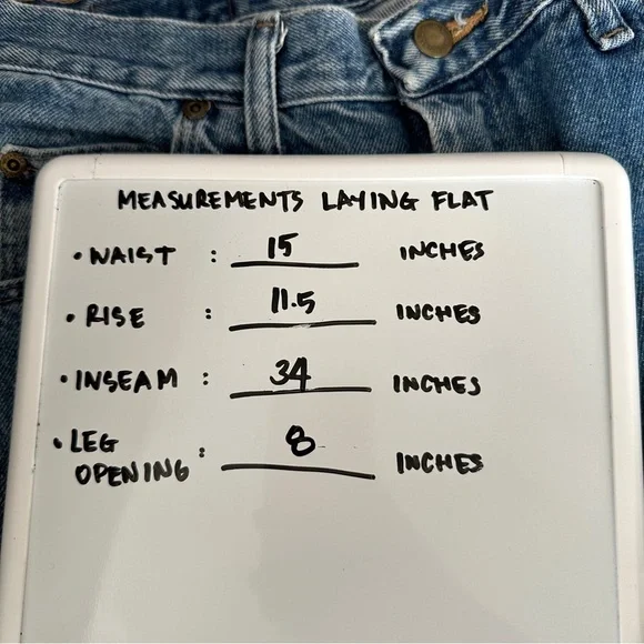 Wrangler 965T1DS Premium Quality Distressed Medium Wash Regular Fit Sz 32x34 - Picture 7 of 9